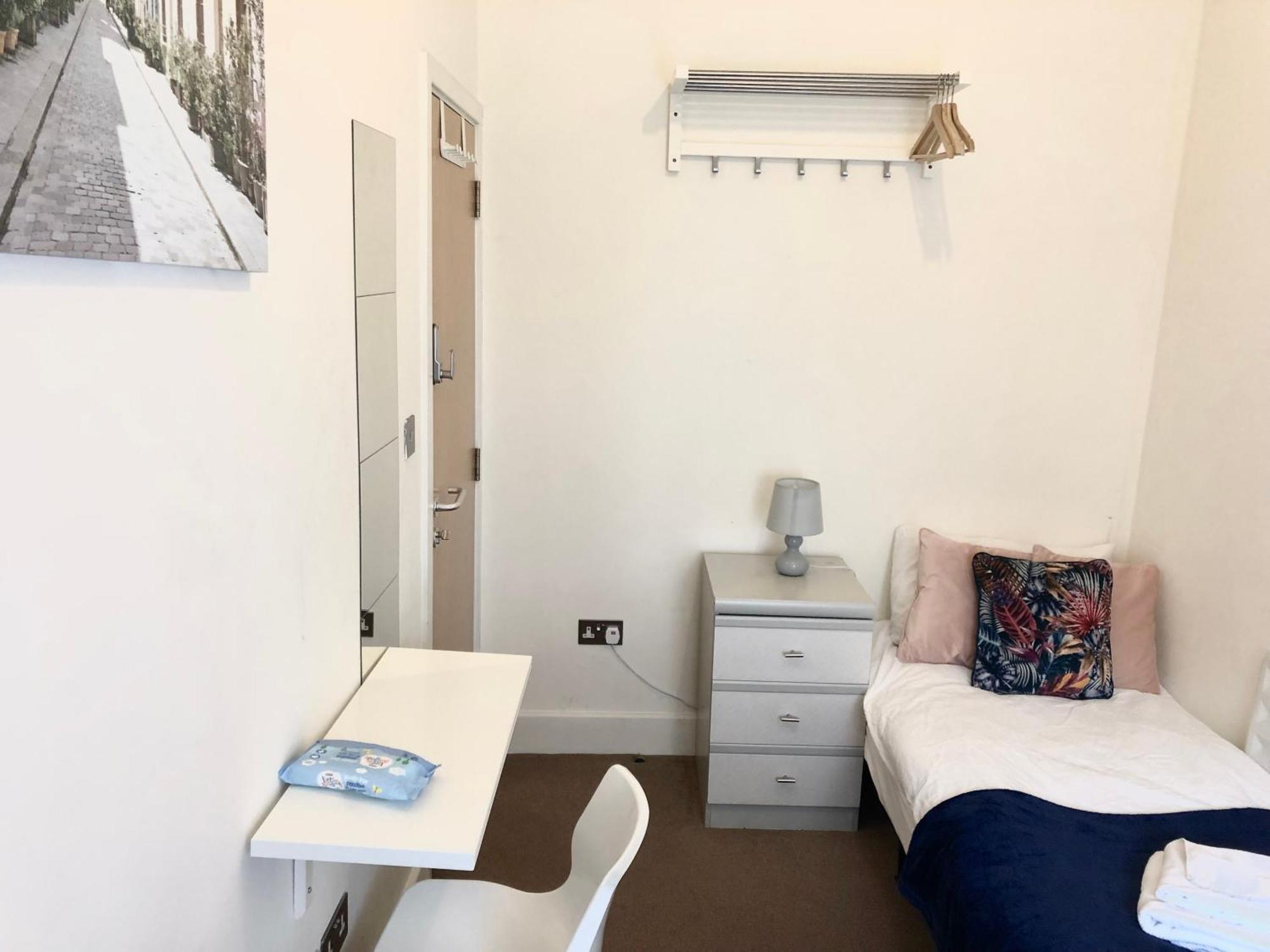 Euston Private Bedrooms 161 Flat1 Alloggio in famiglia